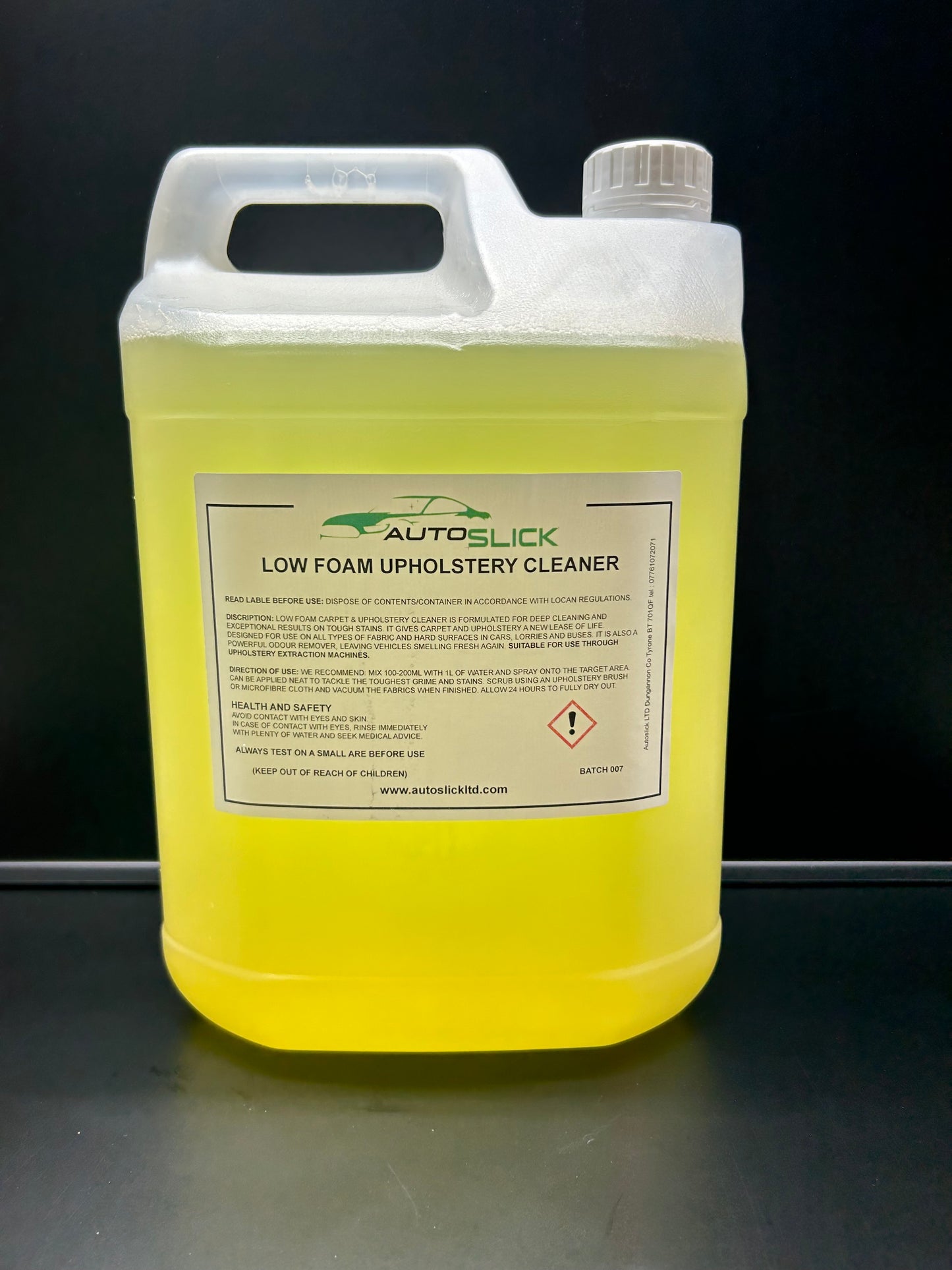 Low Foam Upholstery Cleaner